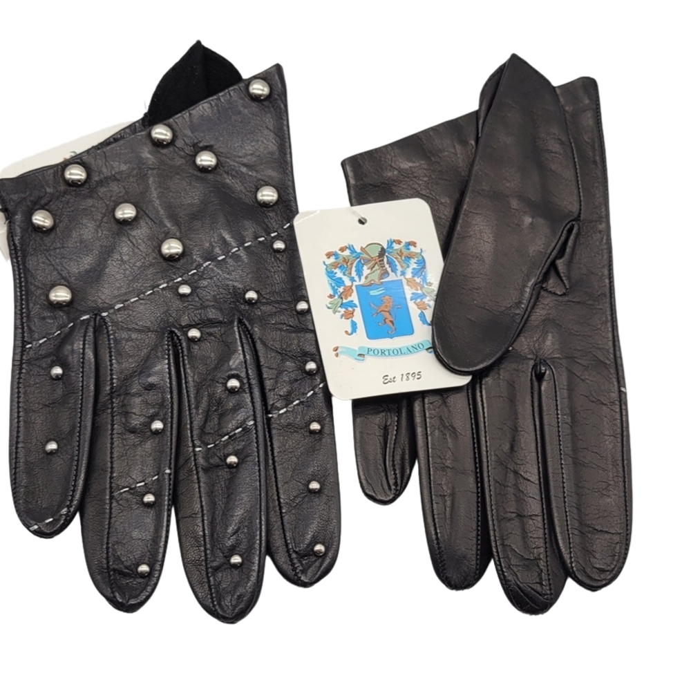 Portolano Black Leather Gloves with Silver Studs